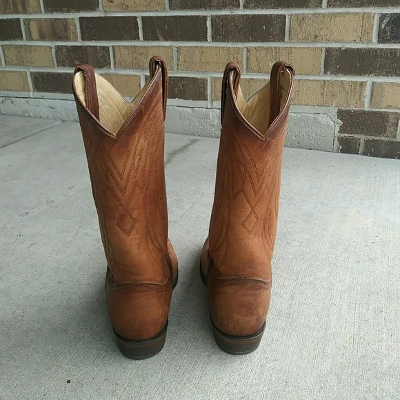 LIKE NEW! FRYE "BILLY” pull on Cowboy western boots. Run small. - Picture 3 of 6